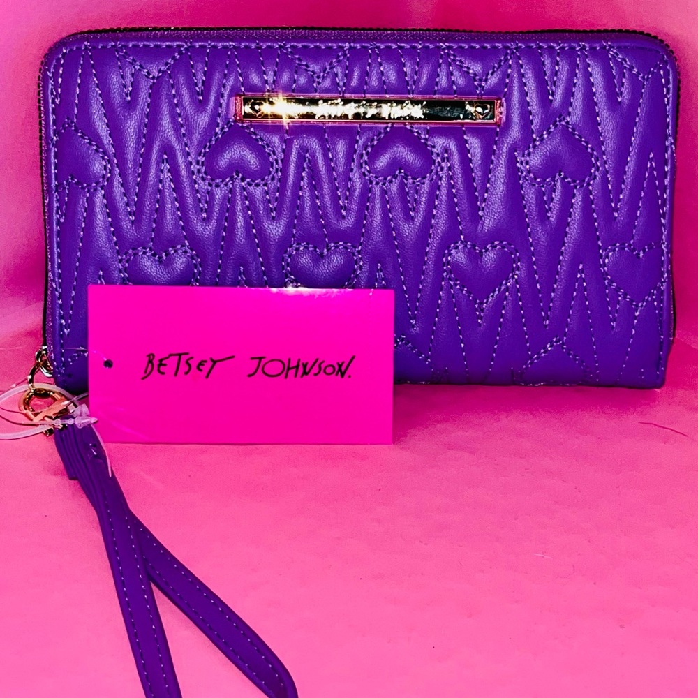 Betsey Johnson Purple Quilted Heart Wristlet Wallet with Gold Plate